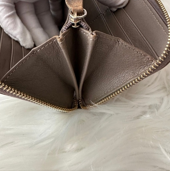 Jimmy Choo Filipa Star Studded Wallet - Picture 11 of 13